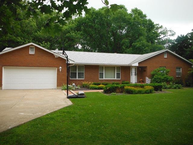 3190 Swaney Road McNabb, IL 61335 - Photo 1 of 20