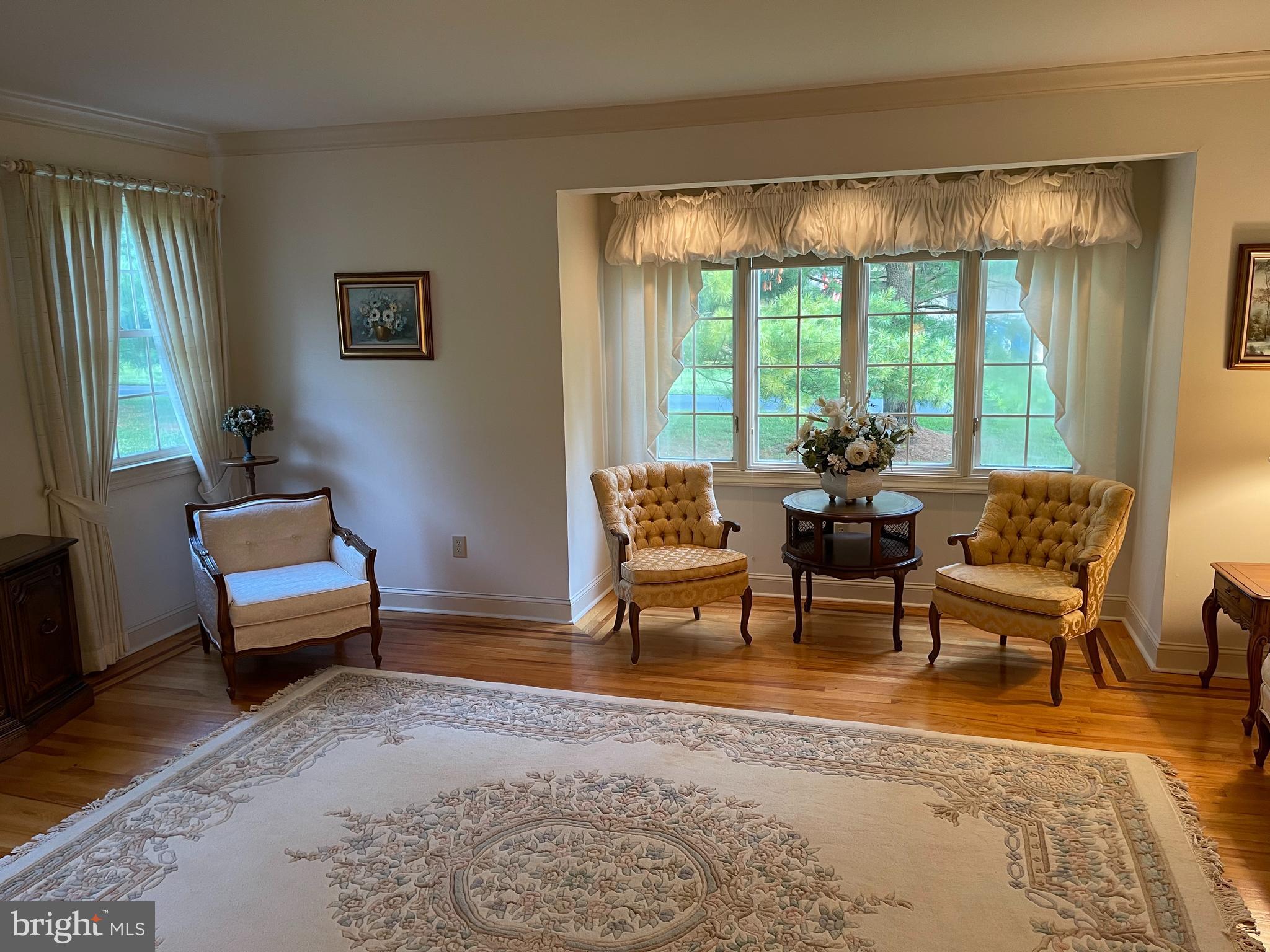 374 Spring Mill Road Chadds Ford, PA 19317 - Photo 3 of 27 Living Room