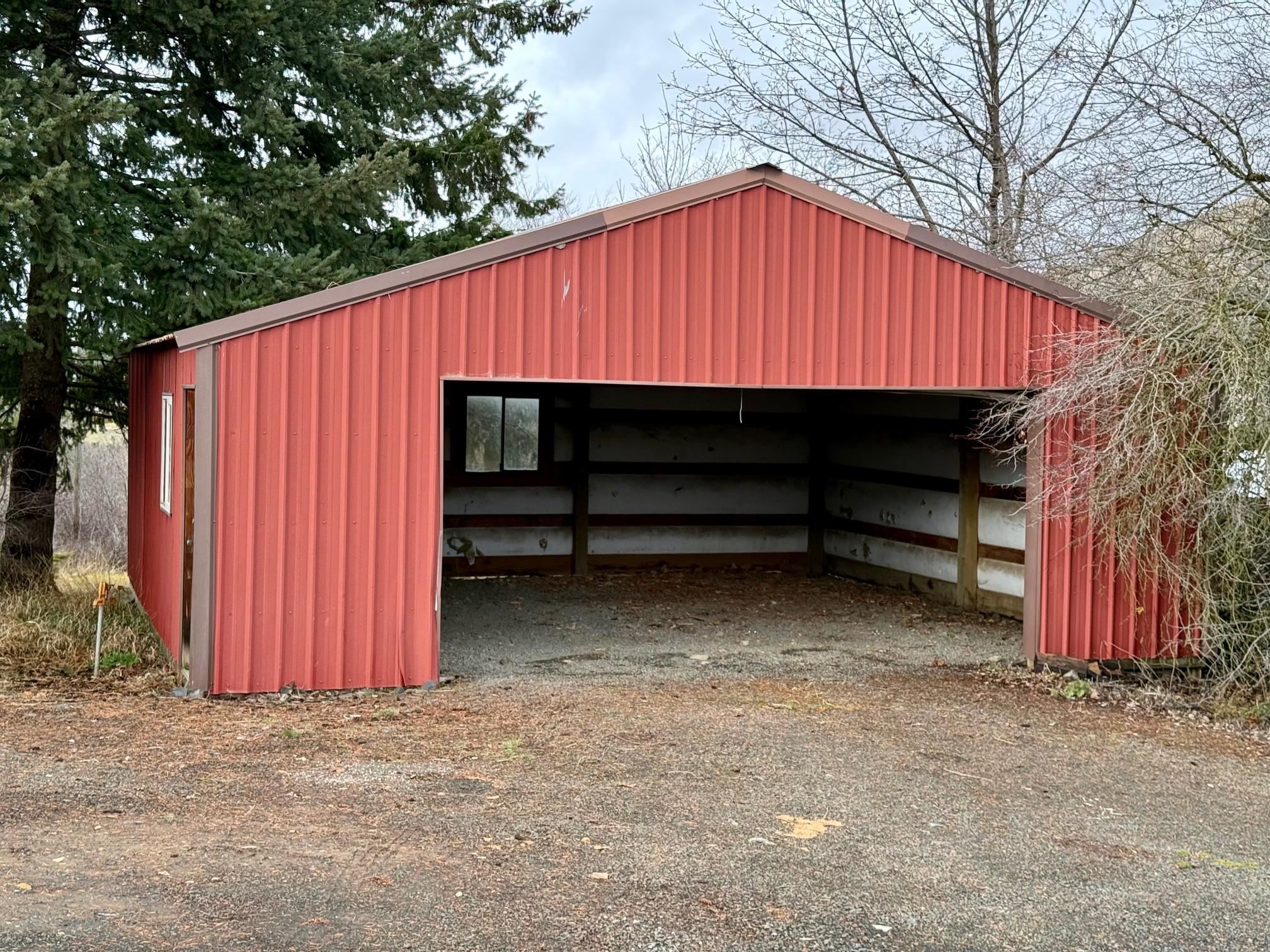 900 East Seaman Road Tekoa, WA 99033 - Photo 10 of 44
