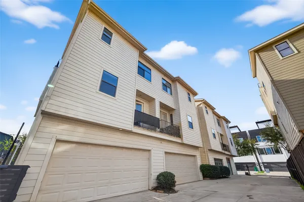 a view of a street with building