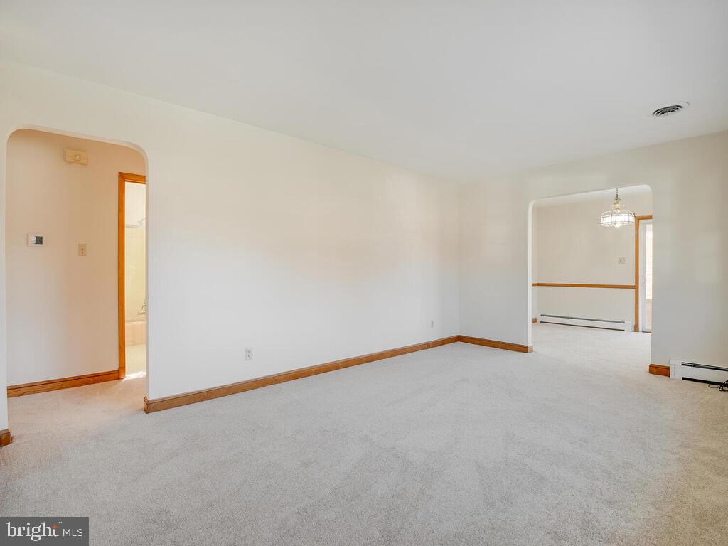 6609 Napoli Road Temple Hills, MD 20748 - Photo 2 of 13 Living Room
