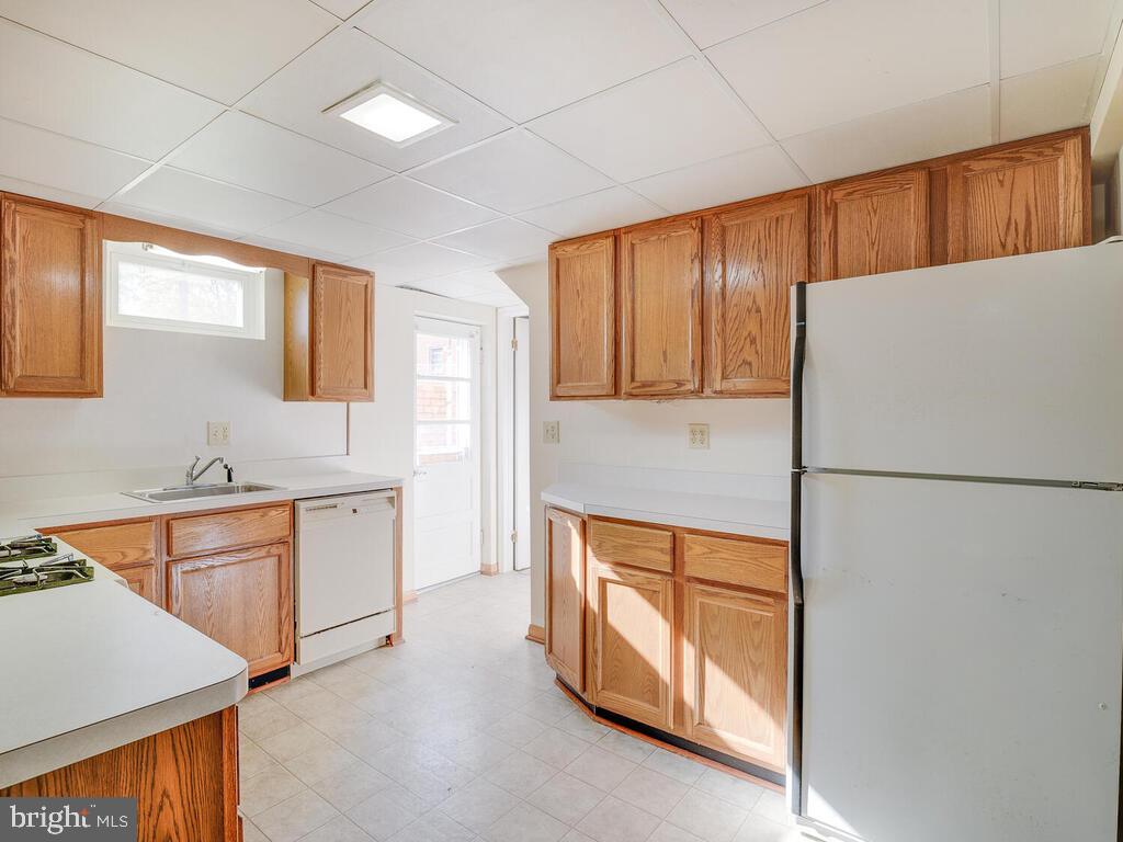 6609 Napoli Road Temple Hills, MD 20748 - Photo 8 of 13 Basement Kitchenette