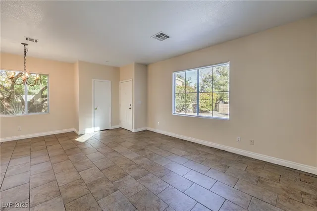 $1,900 | 9900 Calabasas Avenue, Las Vegas, NV 89117