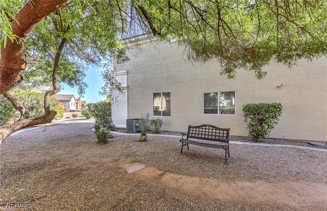 $1,900 | 9900 Calabasas Avenue, Las Vegas, NV 89117