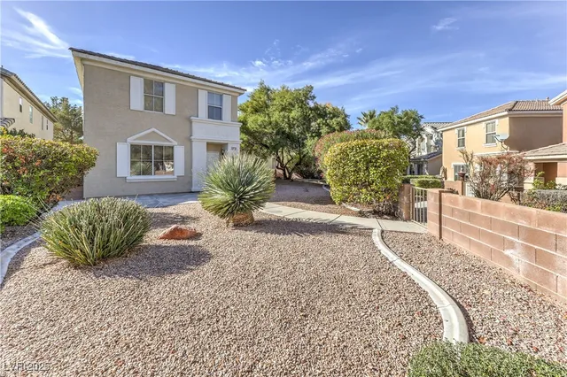 $1,900 | 9900 Calabasas Avenue, Las Vegas, NV 89117