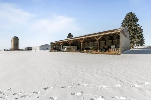 $349,900 | W1991 East River Road, Berlin, WI 54923
