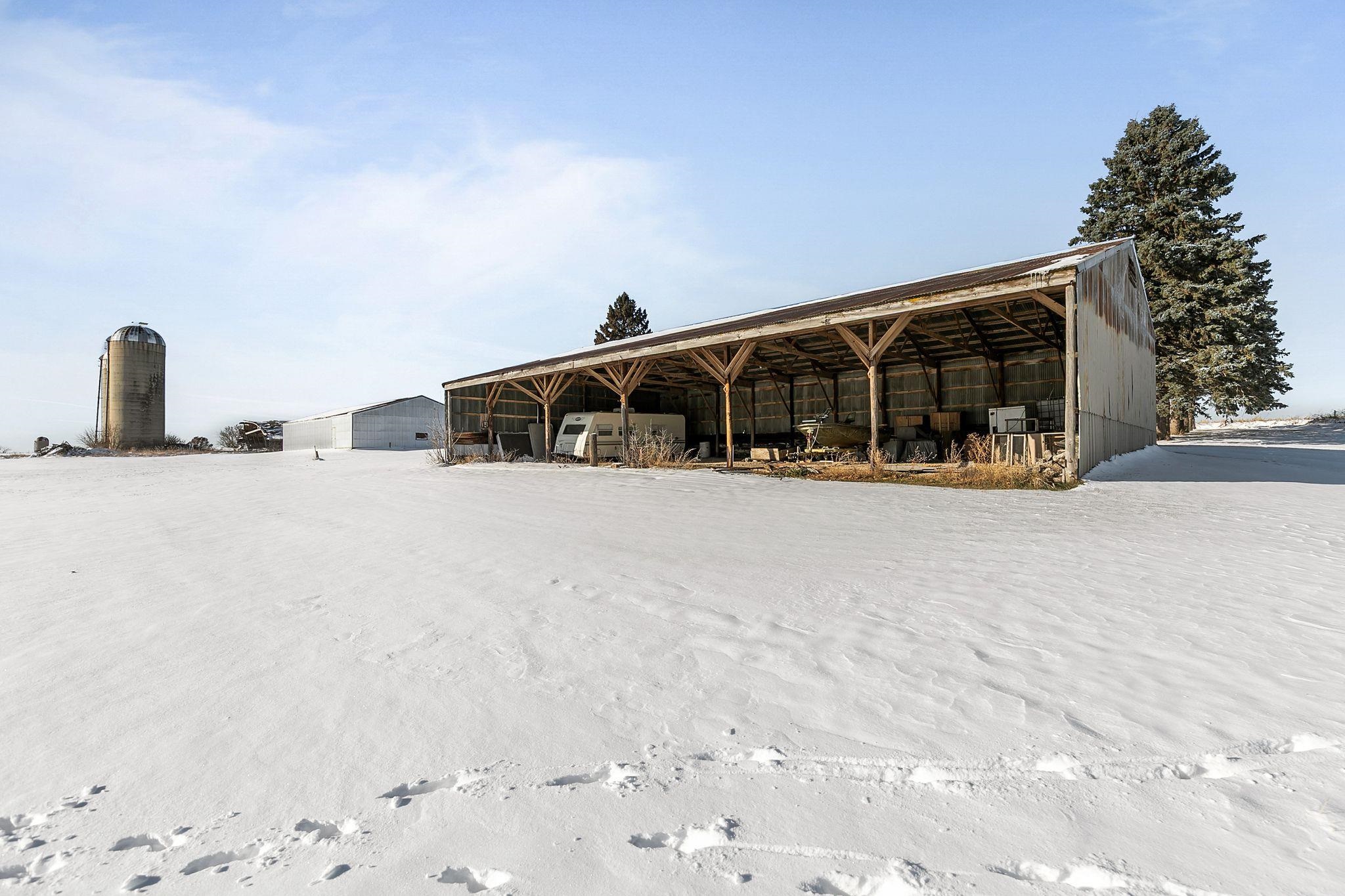 W1991 East River Road Berlin, WI 54923 - Photo 29 of 62