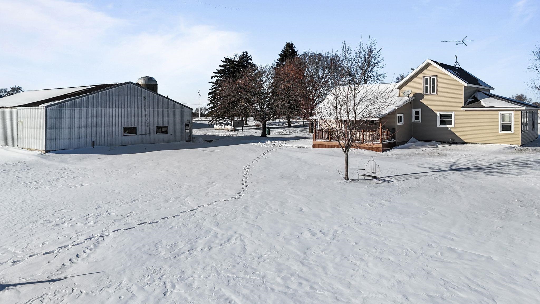 W1991 East River Road Berlin, WI 54923 - Photo 48 of 62