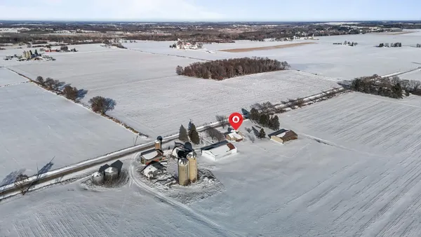 $349,900 | W1991 East River Road, Berlin, WI 54923