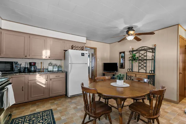 $349,900 | W1991 East River Road, Berlin, WI 54923