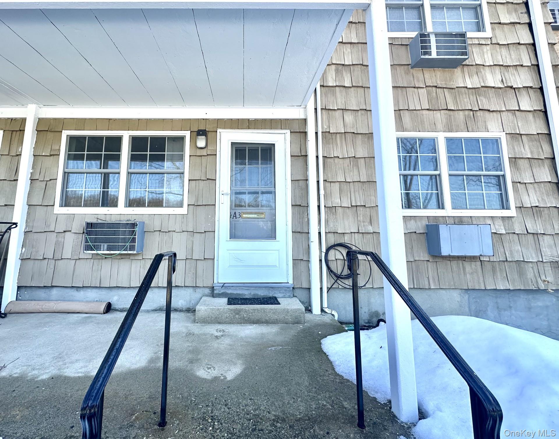 1840 Crompond Road, Unit 4A3 Peekskill, NY 10566 - Photo 12 of 18