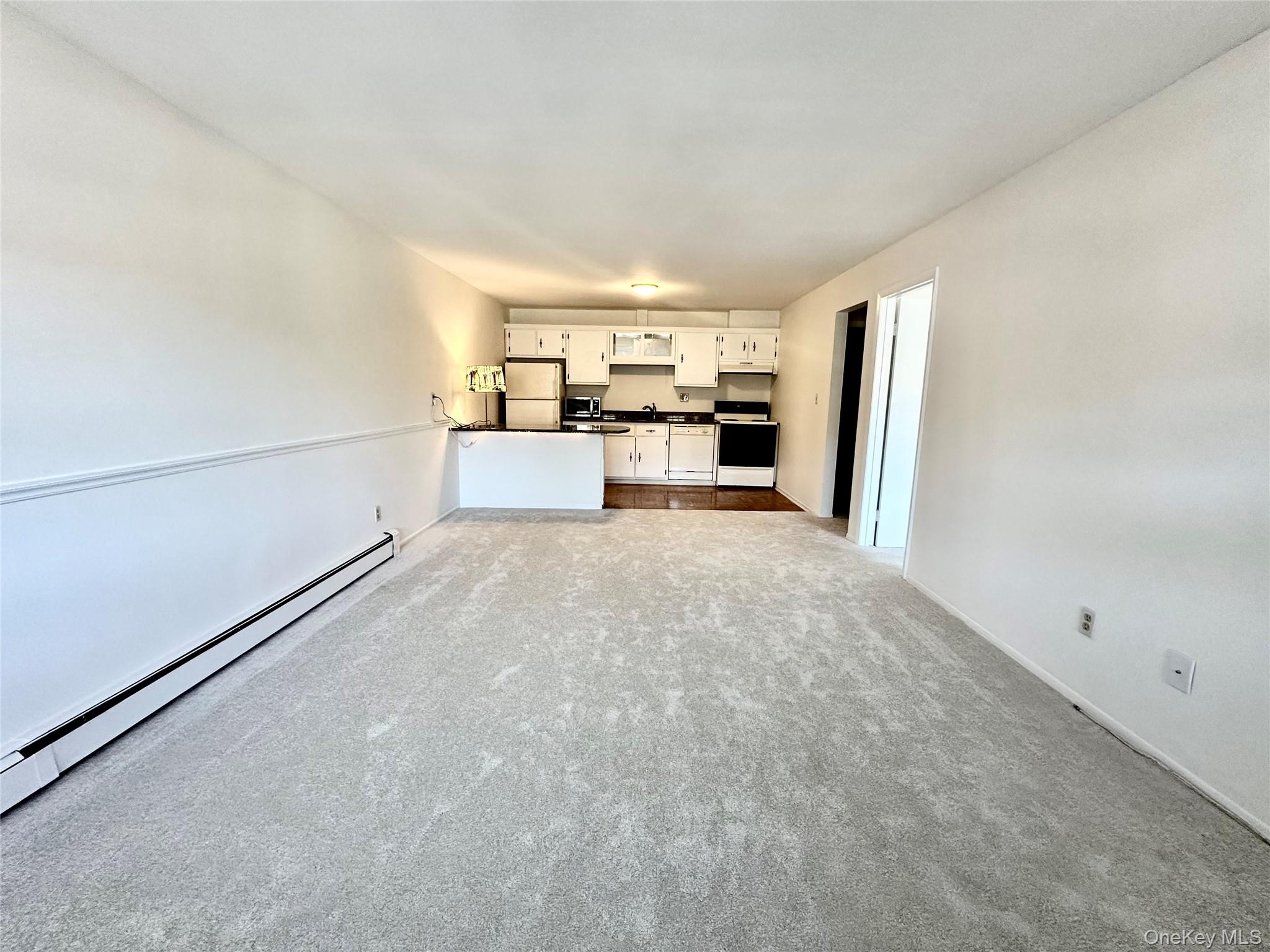 1840 Crompond Road, Unit 4A3 Peekskill, NY 10566 - Photo 3 of 18