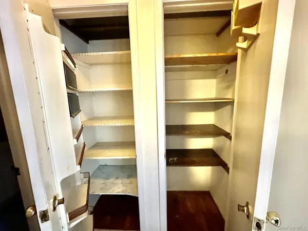 $130,000 | 1840 Crompond Road, Unit 4A3, Peekskill, NY 10566