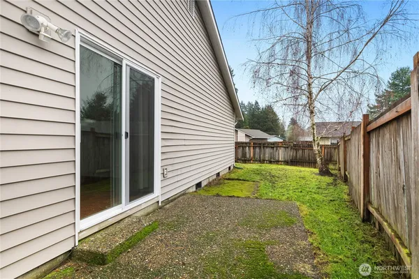 $559,900 | 4938 Wilshire Court Southeast, Unit A & B, Lacey, WA 98503