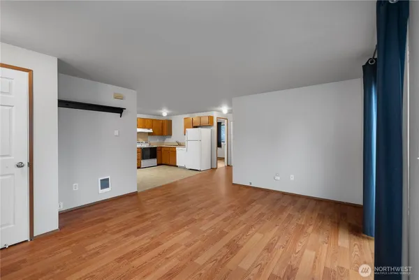 $559,900 | 4938 Wilshire Court Southeast, Unit A & B, Lacey, WA 98503