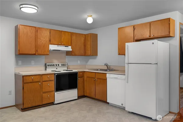 $559,900 | 4938 Wilshire Court Southeast, Unit A & B, Lacey, WA 98503