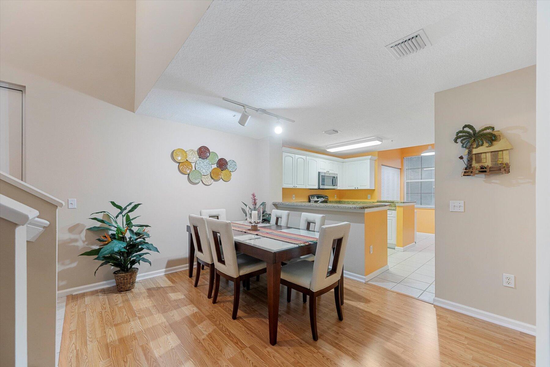 4892 Chancellor Drive, Unit 20 Jupiter, FL 33458 - Photo 3 of 33 03-DSC_8247