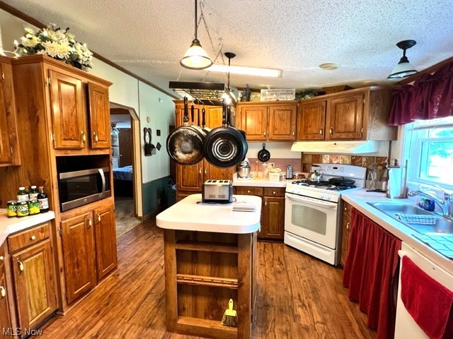 5533 Rutledge Street Southeast Dennison, OH 44621 - Photo 8 of 35