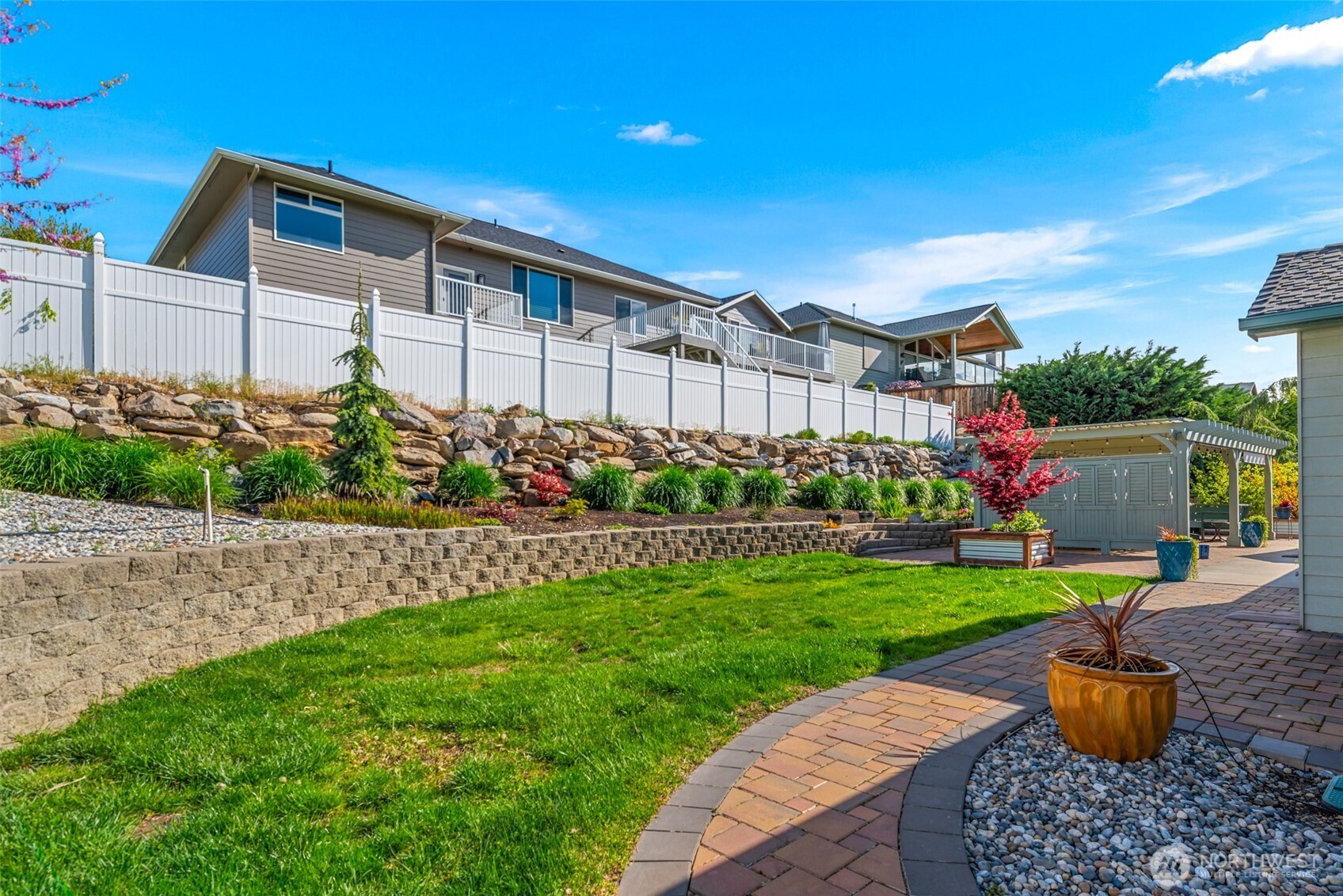 2220 Michael Brooke Wenatchee, WA 98801 - Photo 25 of 27