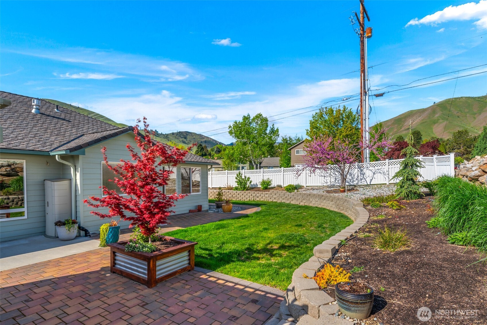 2220 Michael Brooke Wenatchee, WA 98801 - Photo 26 of 27