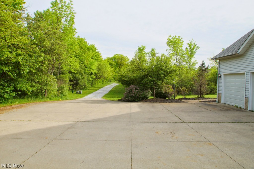 7640 Chesterbrook Road Chesterland, OH 44026 - Photo 21 of 22