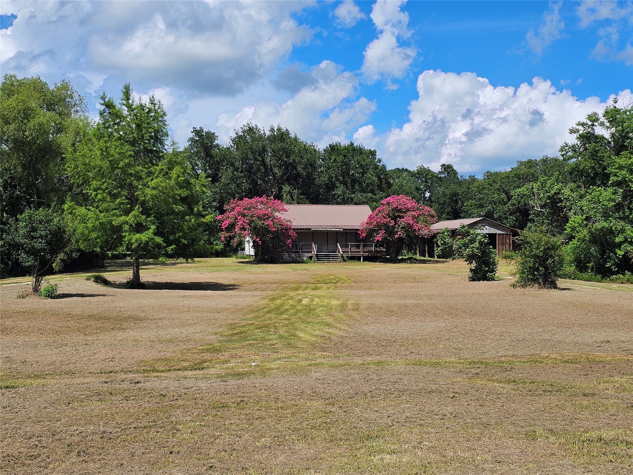 20146 Highway 35 Sweeny, TX 77480 - Photo 2 of 44 a view of a terrace space