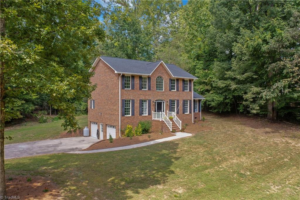 183 Bentbrook Drive Advance, NC 27006 - Photo 2 of 50