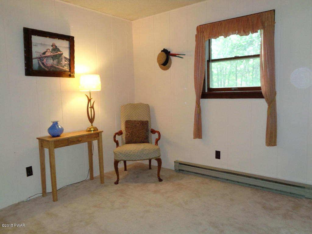 112 Mountain View Road Newfoundland, PA 18445 - Photo 27 of 35