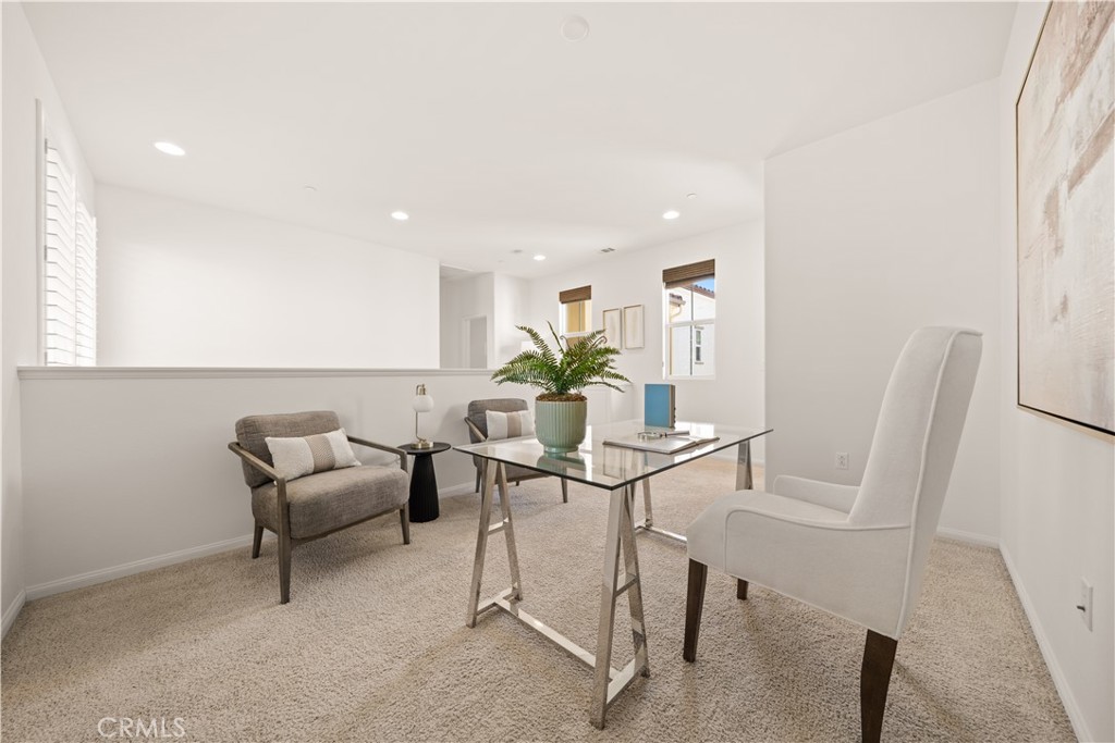 161 Fixie Irvine, CA 92618 - Photo 23 of 47 a view of a dining room with furniture