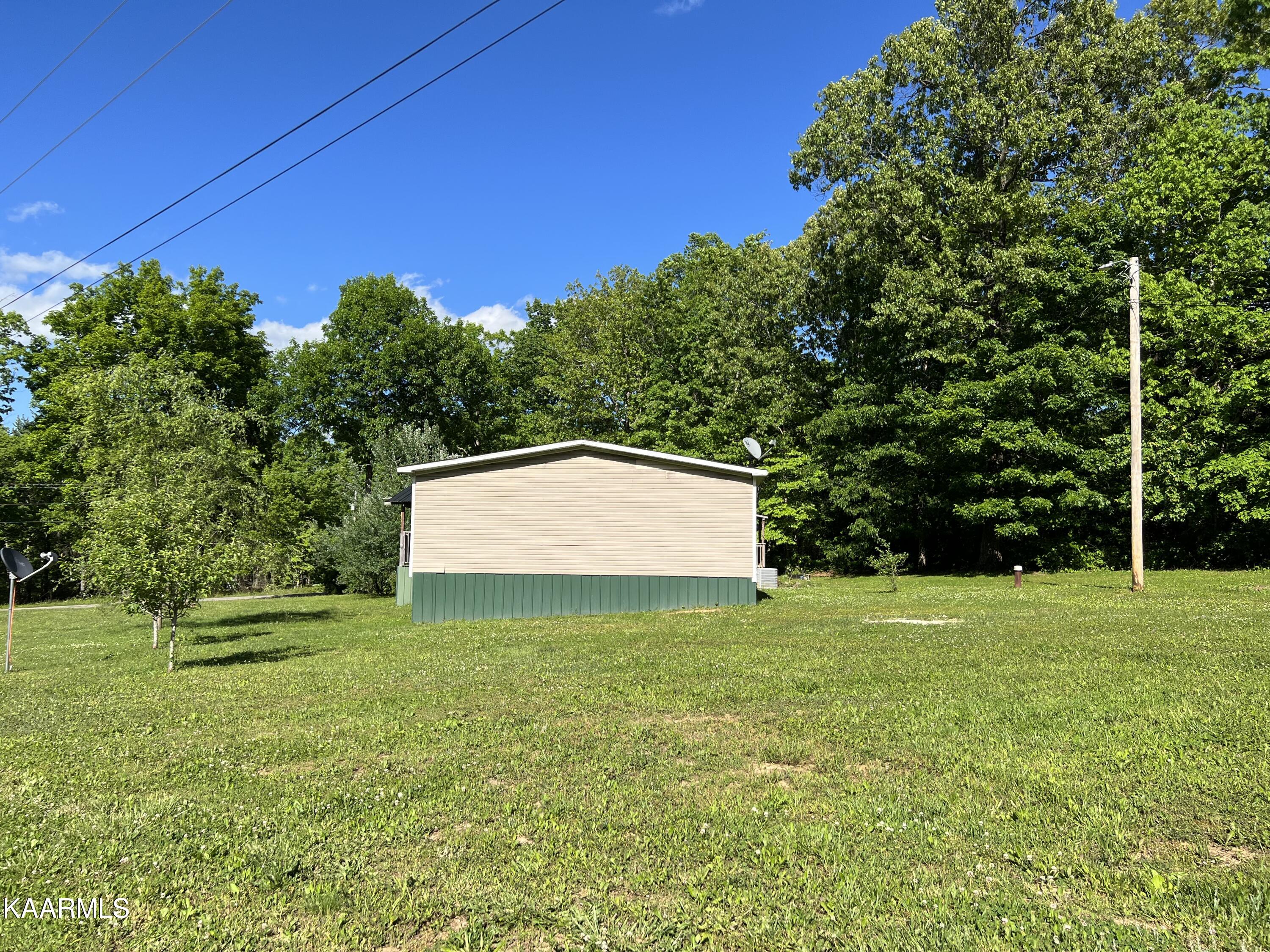 262 Sandy Creek Road Crossville, TN 38571 - Photo 17 of 25 12AA6CD4-9769-45CF-B229-330B588A1EE6