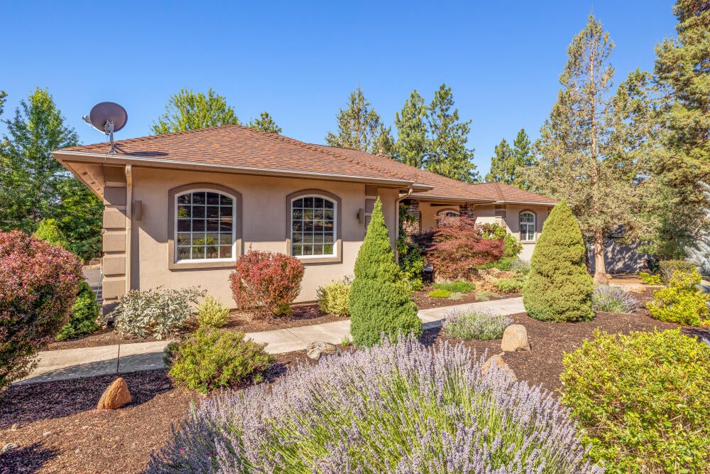 6246 Sanderling Road Klamath Falls, OR 97601 - Photo 13 of 61 6246SanderlingRd-13
