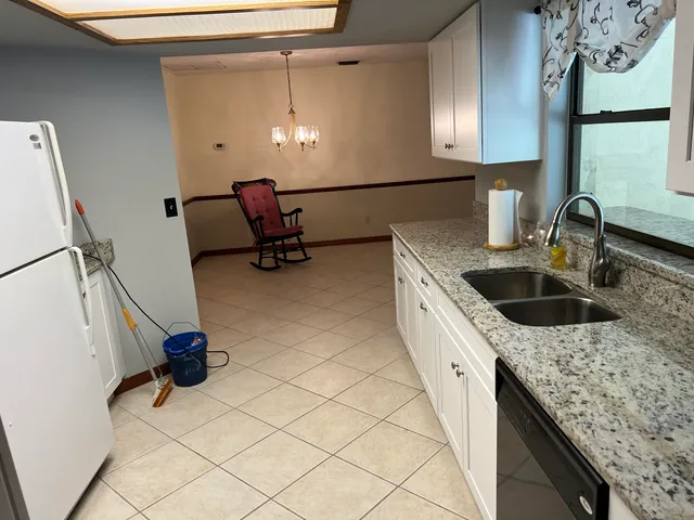 $2,650 | 2239 Woodlawn Circle, Melbourne, FL 32934