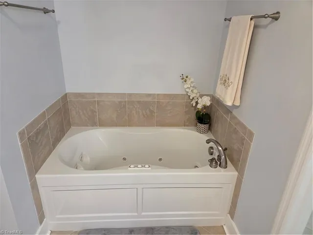 $2,400 | 109 Hice Avenue, West Jefferson, NC 28694