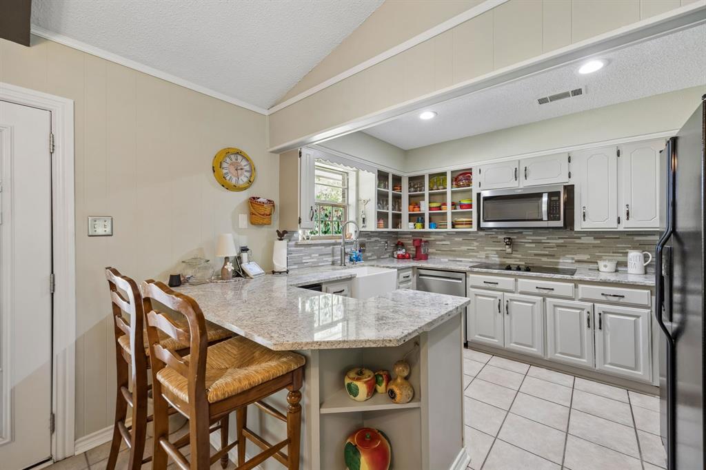 1060 Old Stacy Road Fairview, TX 75069 - Photo 7 of 27 Gallery Image 7