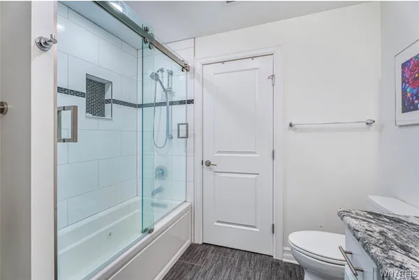 $695,000 | 20 Tuscarora Street, Unit 3, Lewiston, NY 14092