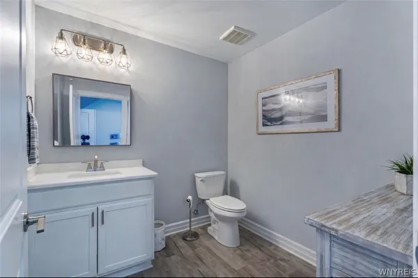 $695,000 | 20 Tuscarora Street, Unit 3, Lewiston, NY 14092