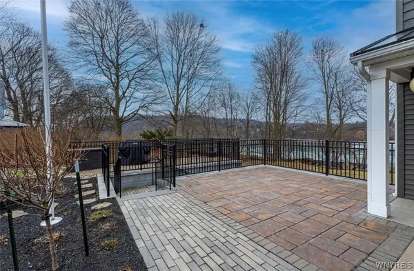 $695,000 | 20 Tuscarora Street, Unit 3, Lewiston, NY 14092