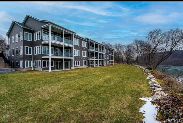 $695,000 | 20 Tuscarora Street, Unit 3, Lewiston, NY 14092