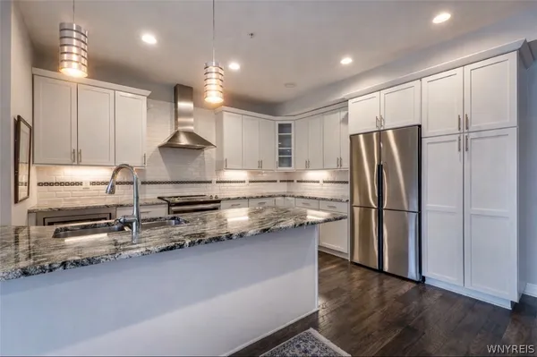 $695,000 | 20 Tuscarora Street, Unit 3, Lewiston, NY 14092