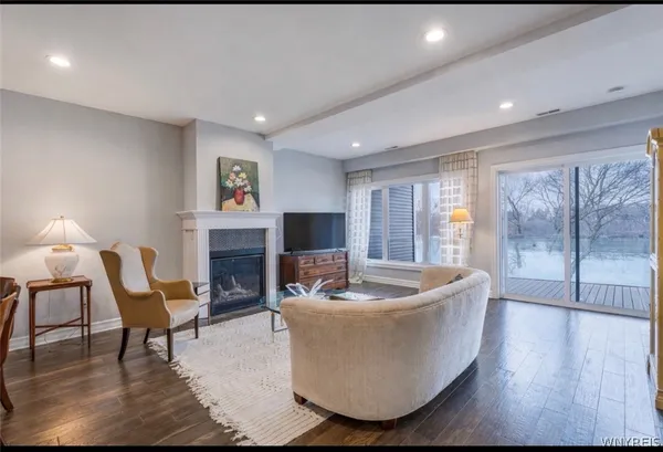 $695,000 | 20 Tuscarora Street, Unit 3, Lewiston, NY 14092