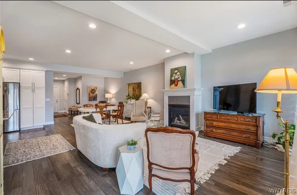 $695,000 | 20 Tuscarora Street, Unit 3, Lewiston, NY 14092