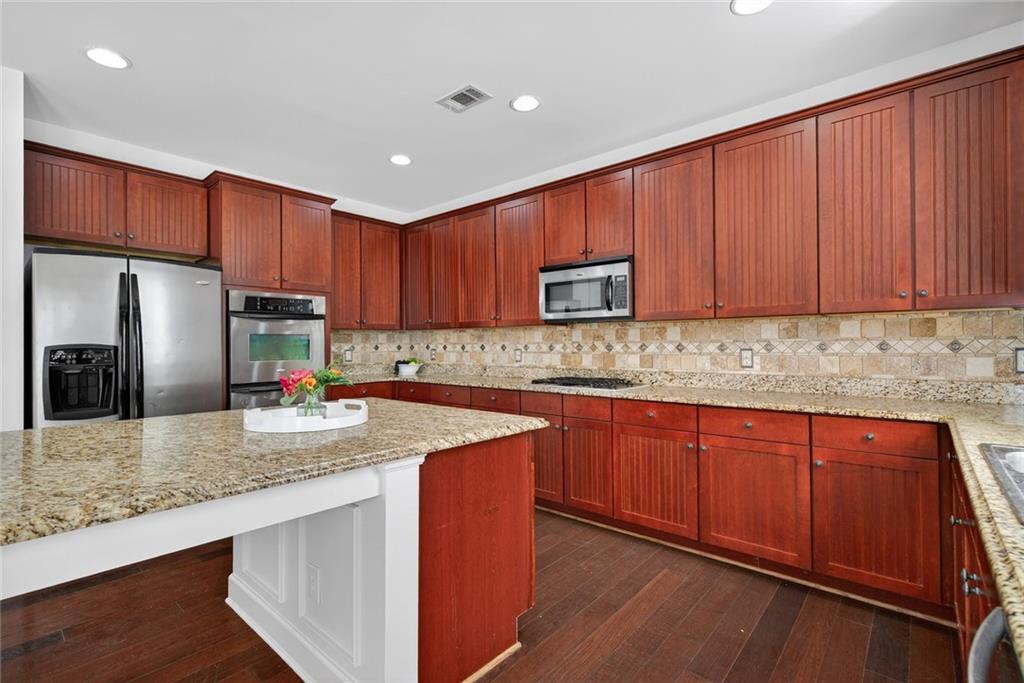 5935 Sharp Drive Southeast Smyrna, GA 30126 - Photo 12 of 55