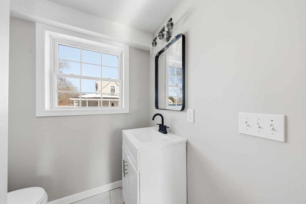 11 Boylston Street Acushnet, MA 02743 - Photo 13 of 26