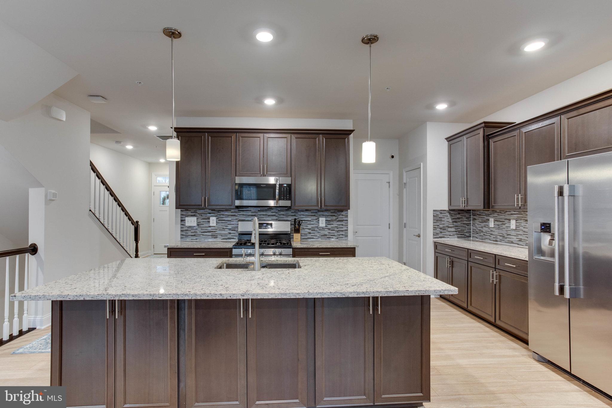 1295 Orchid Road Gambrills, MD 21054 - Photo 3 of 46