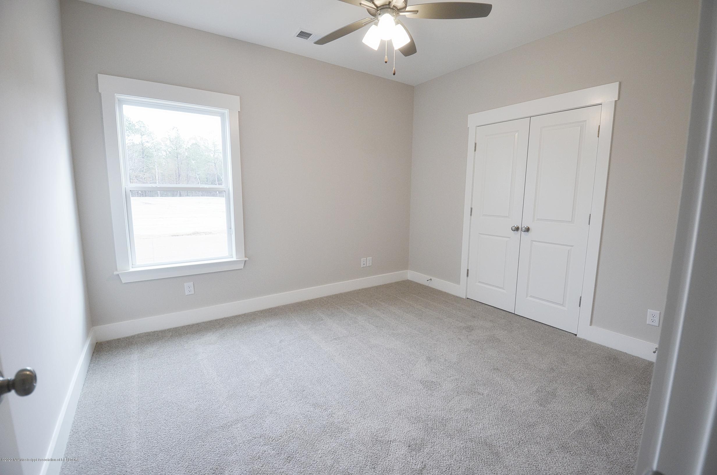 14596 Hidden Loop Byhalia, MS 38611 - Photo 24 of 31 Bedroom 3