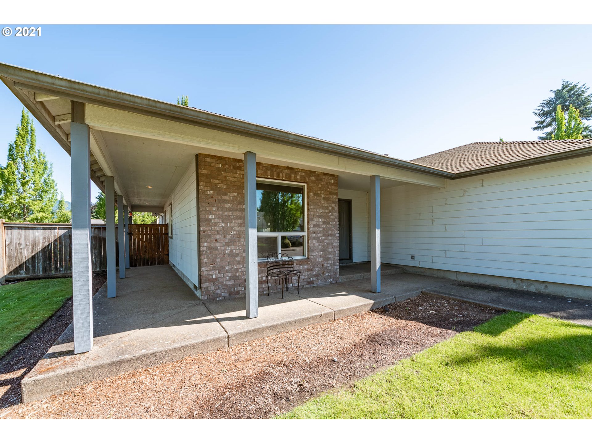 3472 Watermark Drive Springfield, OR 97477 - Photo 4 of 32 Gallery Image 4