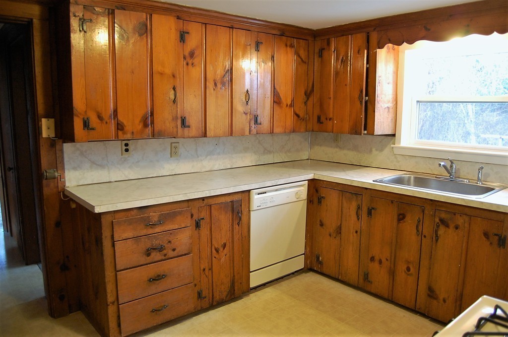 89 Palmer Road Plympton, MA 02367 - Photo 12 of 26 Gallery Image 12