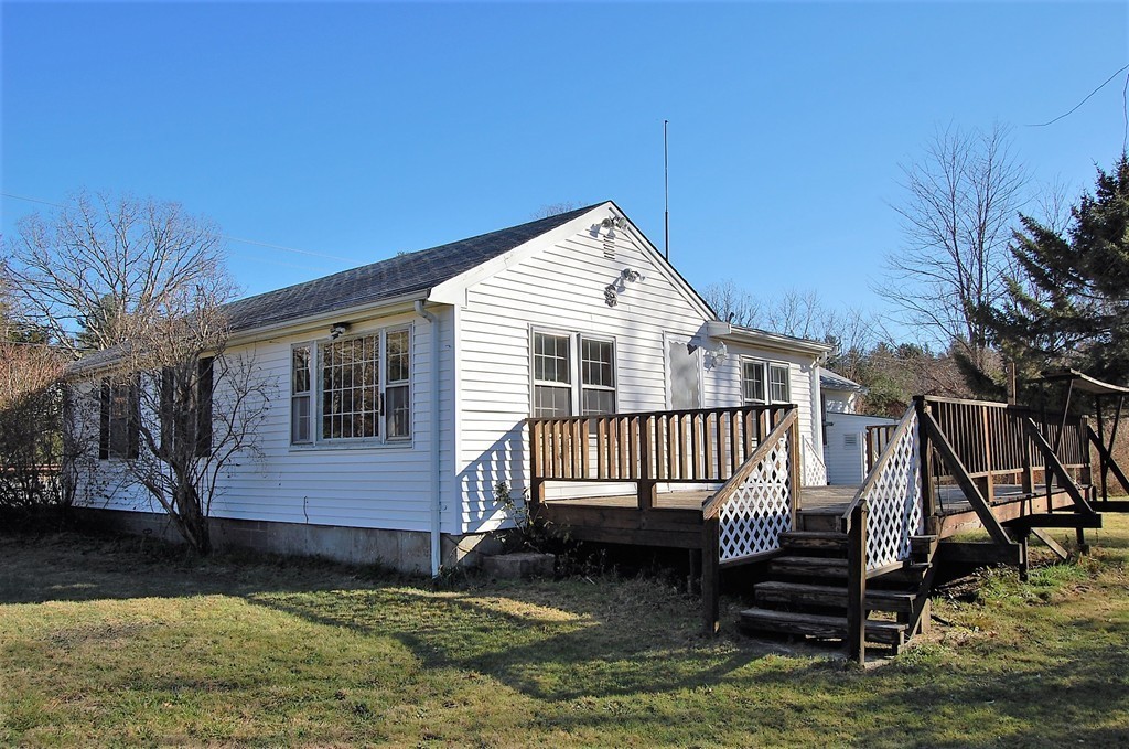 89 Palmer Road Plympton, MA 02367 - Photo 4 of 26 Gallery Image 4