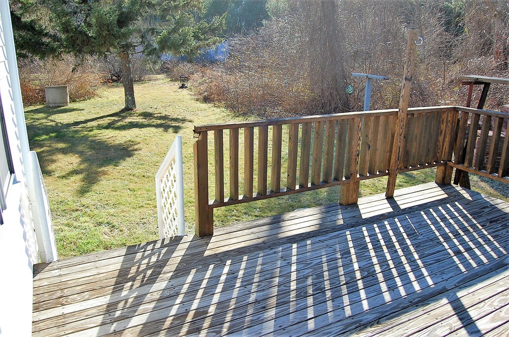 89 Palmer Road Plympton, MA 02367 - Photo 5 of 26 Gallery Image 5