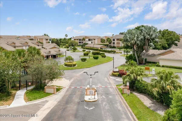 $1,995 | 6165 South Mirror Lake Drive, Unit 103, Sebastian, FL 32958